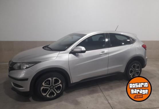 Autos - Honda Hrv 2015 Nafta 92000Km - En Venta