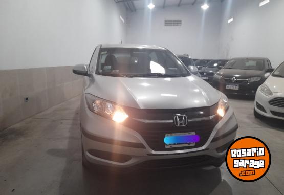Autos - Honda Hrv 2015 Nafta 92000Km - En Venta