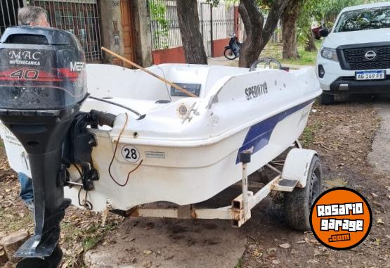 Embarcaciones - Lancha 4,30metros motor Mercury 40 - En Venta