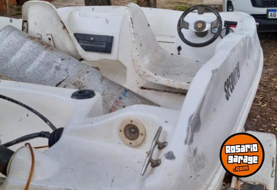 Embarcaciones - Lancha 4,30metros motor Mercury 40 - En Venta