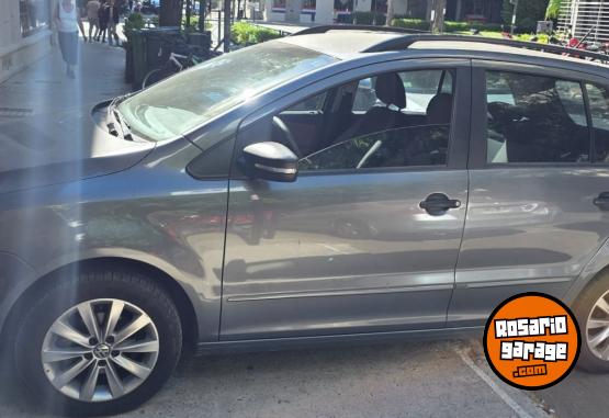 Autos - Volkswagen Suran 2011 Nafta 45000Km - En Venta