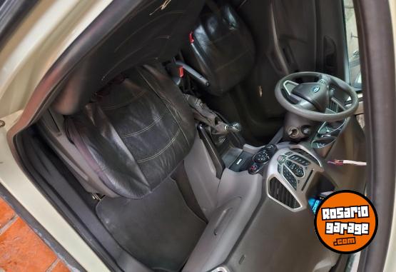 Autos - Ford eco sport 2014 Nafta 135000Km - En Venta