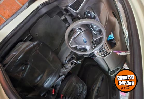 Autos - Ford eco sport 2014 Nafta 135000Km - En Venta