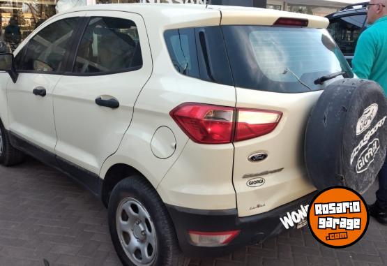 Autos - Ford eco sport 2014 Nafta 135000Km - En Venta