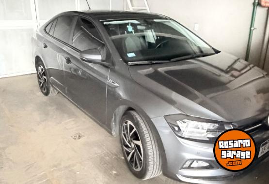Autos - Volkswagen Virtus highline 2022 Nafta 60000Km - En Venta