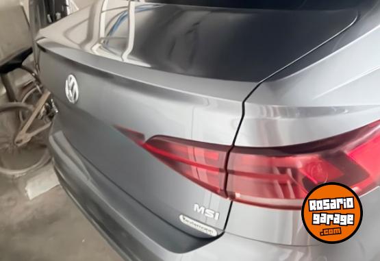 Autos - Volkswagen Virtus highline 2022 Nafta 60000Km - En Venta