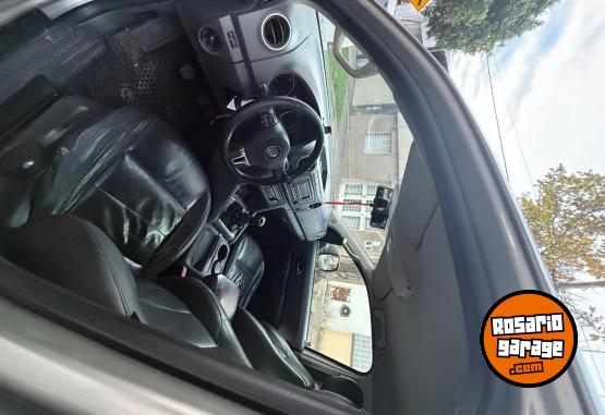 Camionetas - Volkswagen Amarok 2013 Diesel 267000Km - En Venta