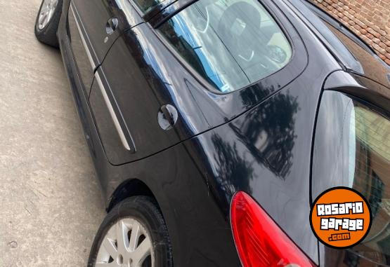 Autos - Peugeot 207 Compacto Feline 2013 GNC 185000Km - En Venta