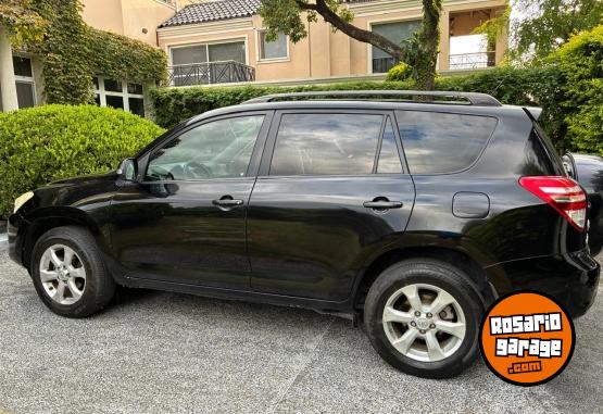 Camionetas - Toyota RAV4 4x2 5 P  FULL L/08 2011 Nafta 280000Km - En Venta