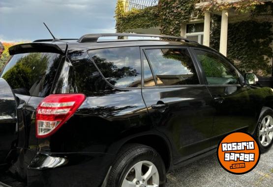 Camionetas - Toyota RAV4 4x2 5 P  FULL L/08 2011 Nafta 280000Km - En Venta