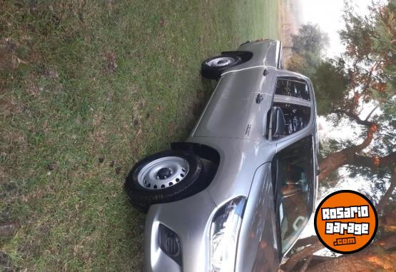 Camionetas - Toyota DX 4x2 2021 Diesel 170000Km - En Venta