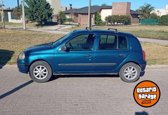Autos - Renault clio 2001 Diesel 200Km - En Venta