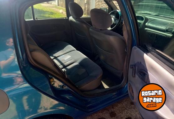 Autos - Renault clio 2001 Diesel 200Km - En Venta