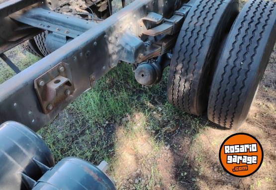 Camiones y Gr�as - Iveco Tector 170E22 chasis dormitorio �nica mano 220 HP - En Venta