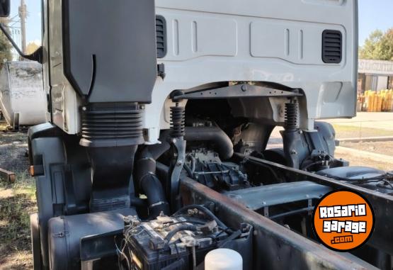 Camiones y Gr�as - Iveco Tector 170E22 chasis dormitorio �nica mano 220 HP - En Venta