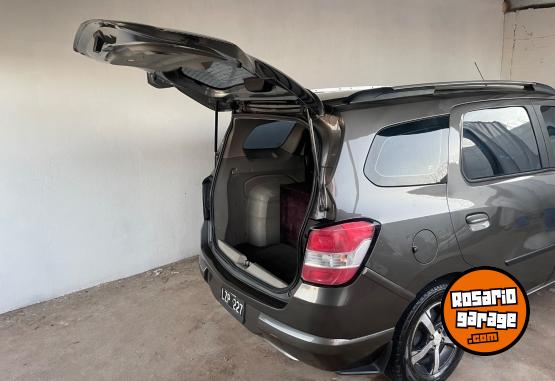 Autos - Chevrolet Spin lt 1.8 2012 GNC 145000Km - En Venta