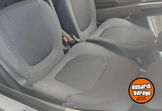 Autos - Fiat Palio attractive 1.4 2014 Nafta 111000Km - En Venta