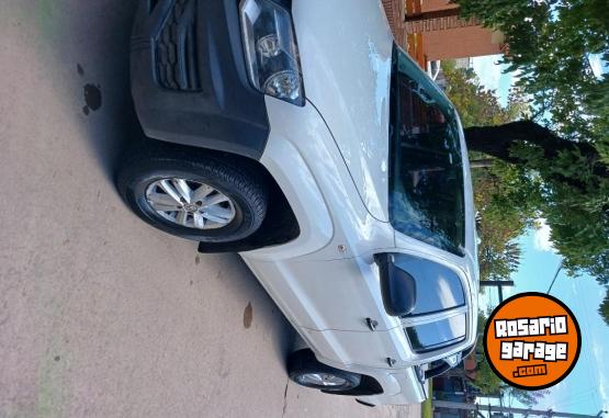 Camionetas - Volkswagen Amarok trendline 2019 Diesel 149000Km - En Venta