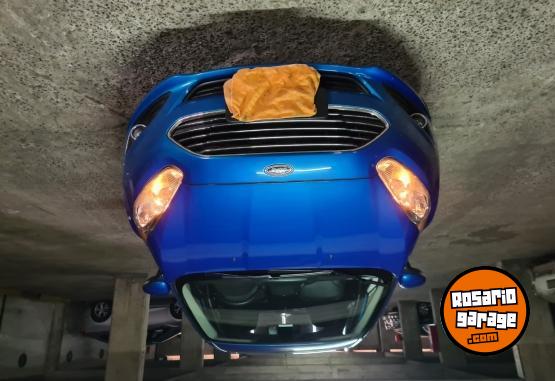 Autos - Ford Fiesta KD Titanium 2014 Nafta 69563Km - En Venta