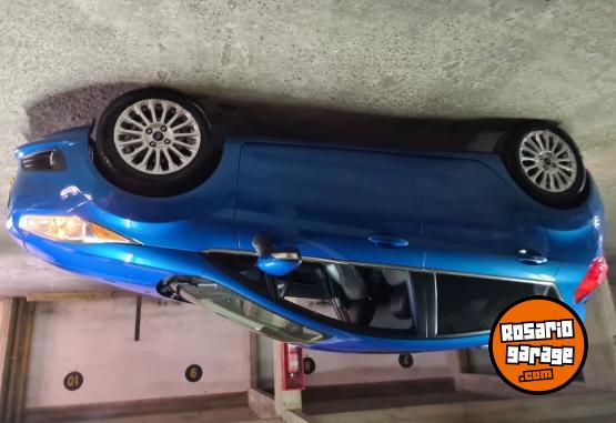 Autos - Ford Fiesta KD Titanium 2014 Nafta 69563Km - En Venta