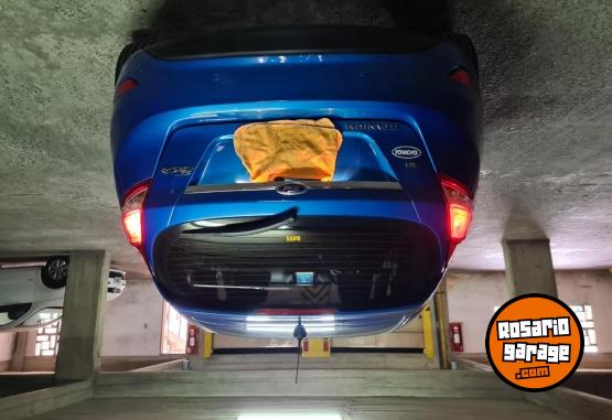 Autos - Ford Fiesta KD Titanium 2014 Nafta 69563Km - En Venta