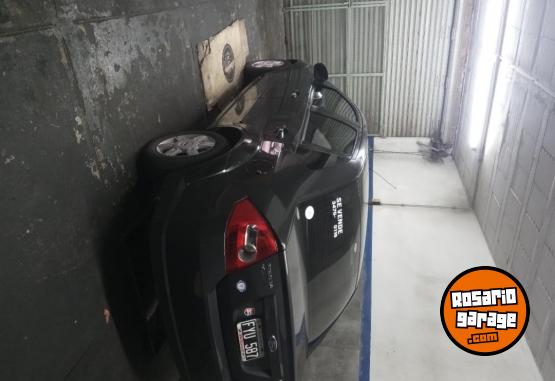 Autos - Ford Fiesta Max 2006 Nafta 161000Km - En Venta