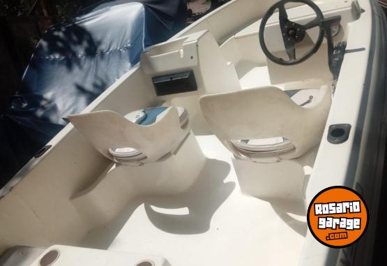 Embarcaciones - L�quido por no usarla Quicksilver 4,10 - En Venta