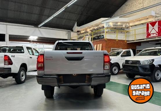 Camionetas - Toyota HILUX D/C 2.4 TDI A/T 4x4 2026 Diesel 0Km - En Venta