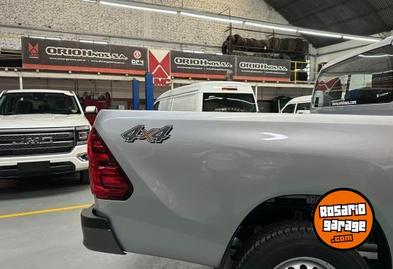 Camionetas - Toyota HILUX D/C 2.4 TDI A/T 4x4 2026 Diesel 0Km - En Venta