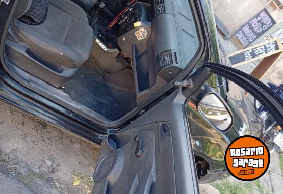 Autos - Volkswagen Fox 2005 Nafta 200000Km - En Venta