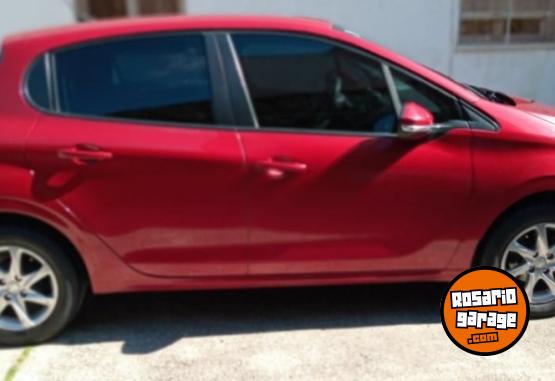 Autos - Peugeot 208 Allure Touchscreen 2014 Nafta 54000Km - En Venta