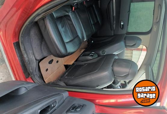 Autos - Peugeot 3008 2013 Nafta 195000Km - En Venta