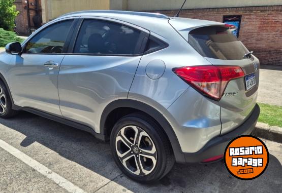 Autos - Honda Hrv exl 1ra mano permuto 2016 Nafta 120000Km - En Venta