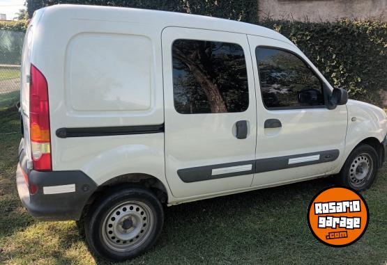 Autos - Renault Kangoo 1.6 Nft Conf. 5As. 2017 Nafta 125000Km - En Venta