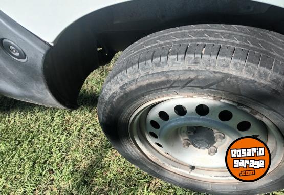 Autos - Renault Kangoo 1.6 Nft Conf. 5As. 2017 Nafta 125000Km - En Venta