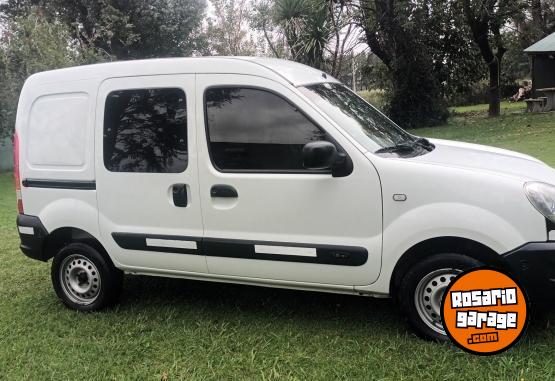 Utilitarios - Renault Kangoo 1.6 Nft Conf. 5As. 2017 Nafta 125000Km - En Venta