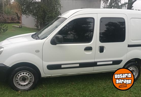 Utilitarios - Renault Kangoo 1.6 Nft Conf. 5As. 2017 Nafta 125000Km - En Venta
