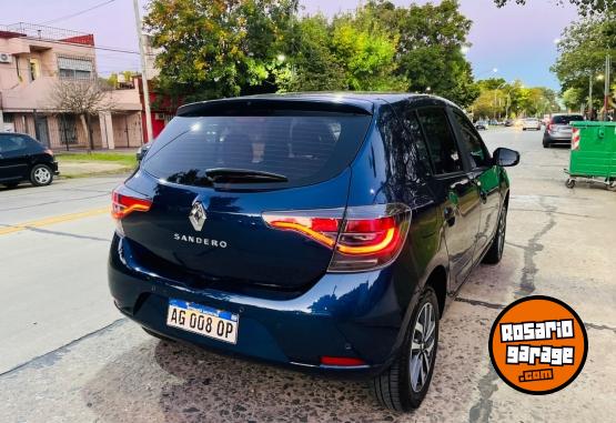 Autos - Renault Sandero 2023 Nafta 25000Km - En Venta