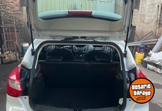 Autos - Ford Focus 2014 Nafta 206000Km - En Venta