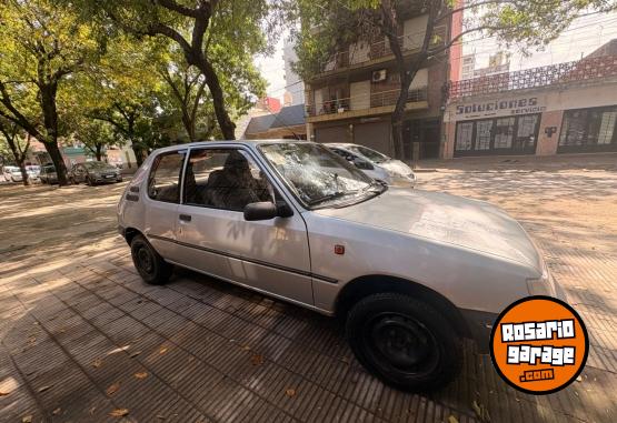 Autos - Peugeot 205 GL 1996 Nafta 78000Km - En Venta