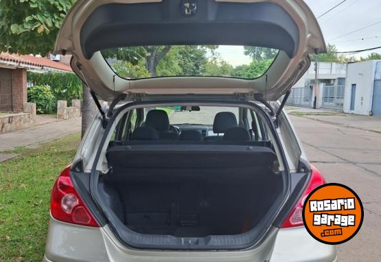 Autos - Nissan Tiida 1.8 Visia 2010 Nafta 187000Km - En Venta