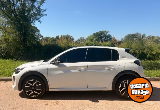 Autos - Peugeot 208 gt 2025 Nafta 27000Km - En Venta