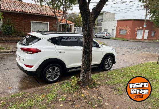 Autos - Hyundai Tucson CRDI 2018 Diesel 200000Km - En Venta