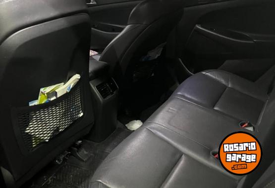 Autos - Hyundai Tucson CRDI 2018 Diesel 200000Km - En Venta