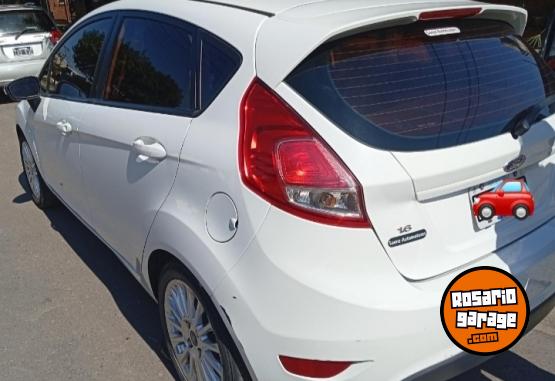 Autos - Ford Fiesta se plus 2014 GNC 128000Km - En Venta