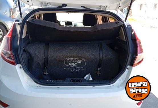 Autos - Ford Fiesta se plus 2014 GNC 128000Km - En Venta