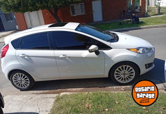 Autos - Ford Fiesta se plus 2014 GNC 128000Km - En Venta