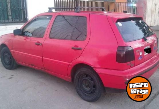 Autos - Volkswagen Golf sedan 1997 Nafta 251345Km - En Venta