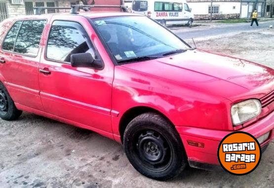 Autos - Volkswagen Golf sedan 1997 Nafta 251345Km - En Venta