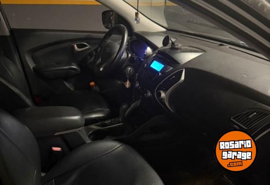 Autos - Hyundai Tucson 2.0 gl 4x2 2012 Nafta 122000Km - En Venta